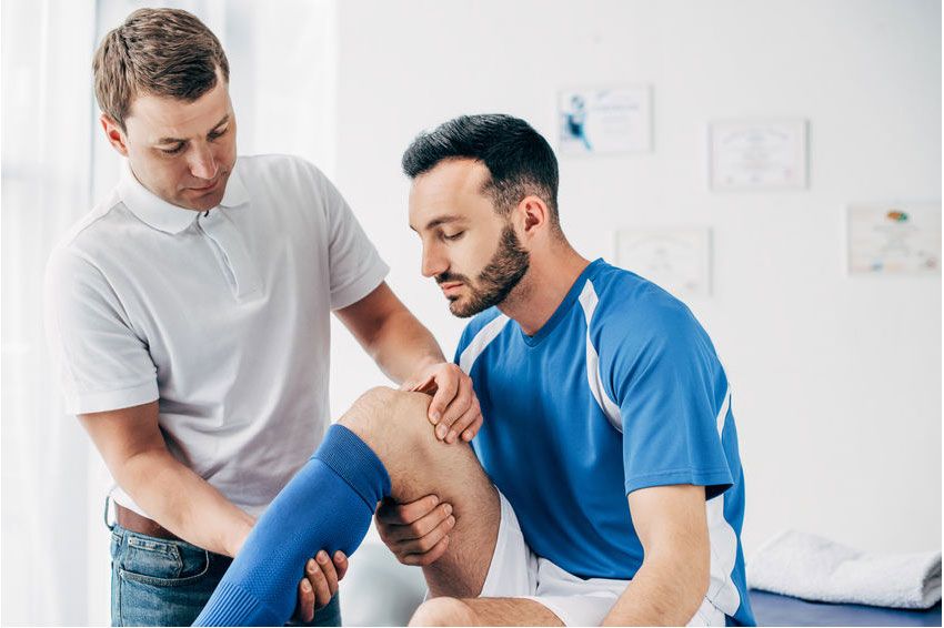 Masaż sportowy pleców